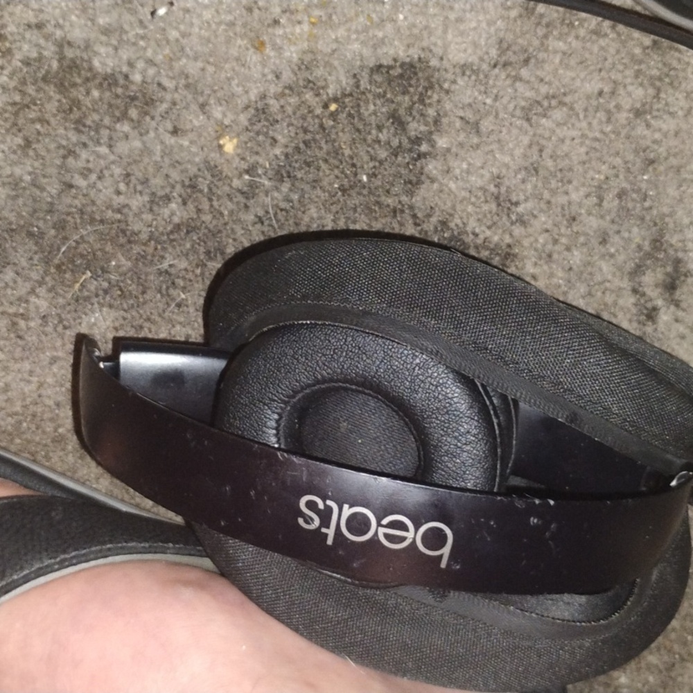 Beats Solo